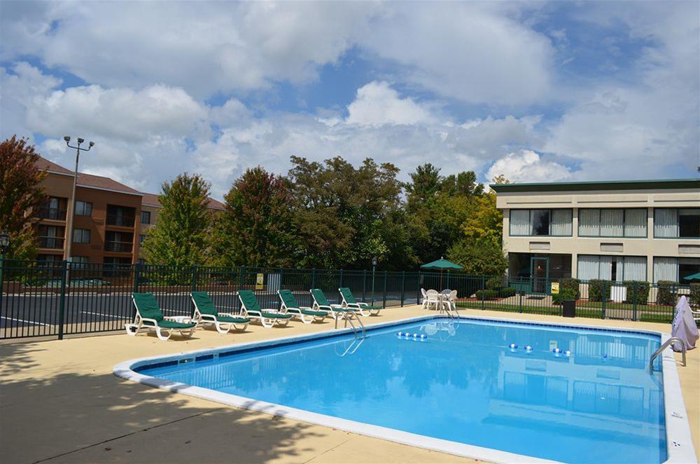 Quality Inn Beckley Eksteriør billede
