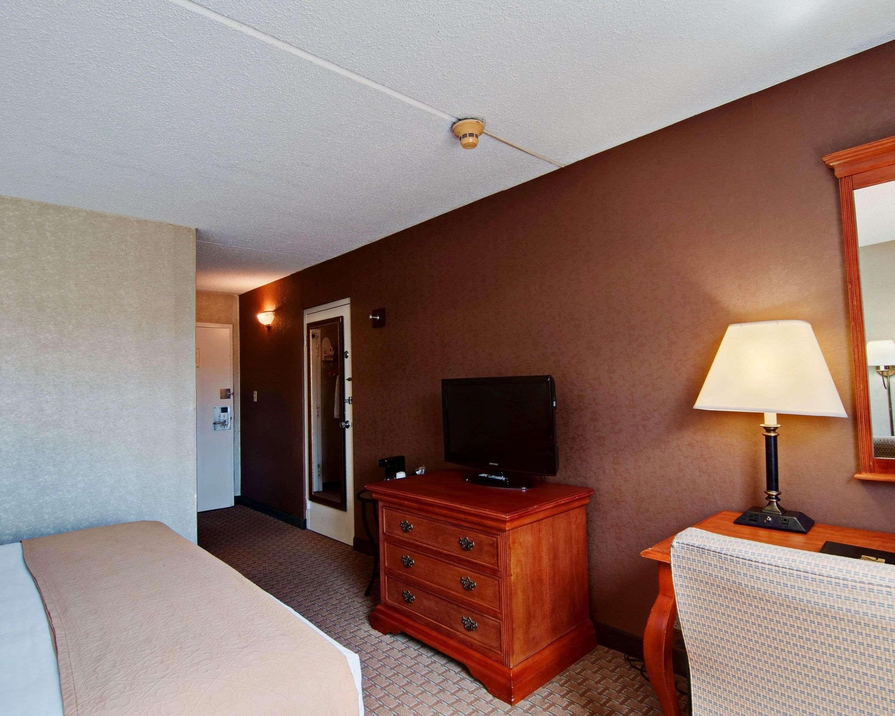 Quality Inn Beckley Eksteriør billede