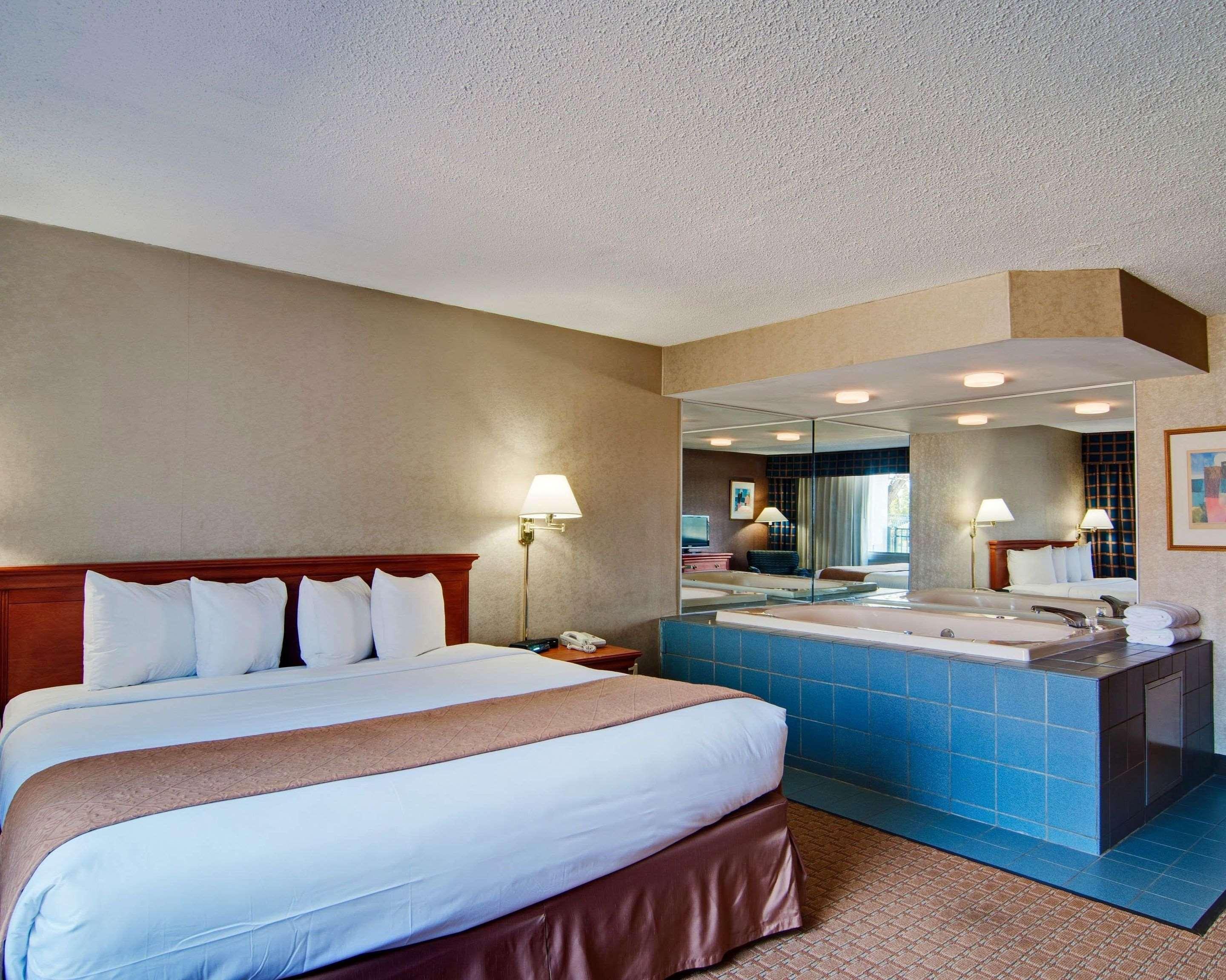 Quality Inn Beckley Eksteriør billede